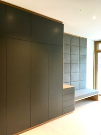 Schreinerei Meroth Wehr - Garderobe mit Sitzbank