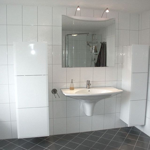 Schreinerei Meroth Wehr - Badezimmermöbel
