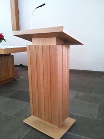 Schreinerei Meroth Wehr - Kirchenmöbel