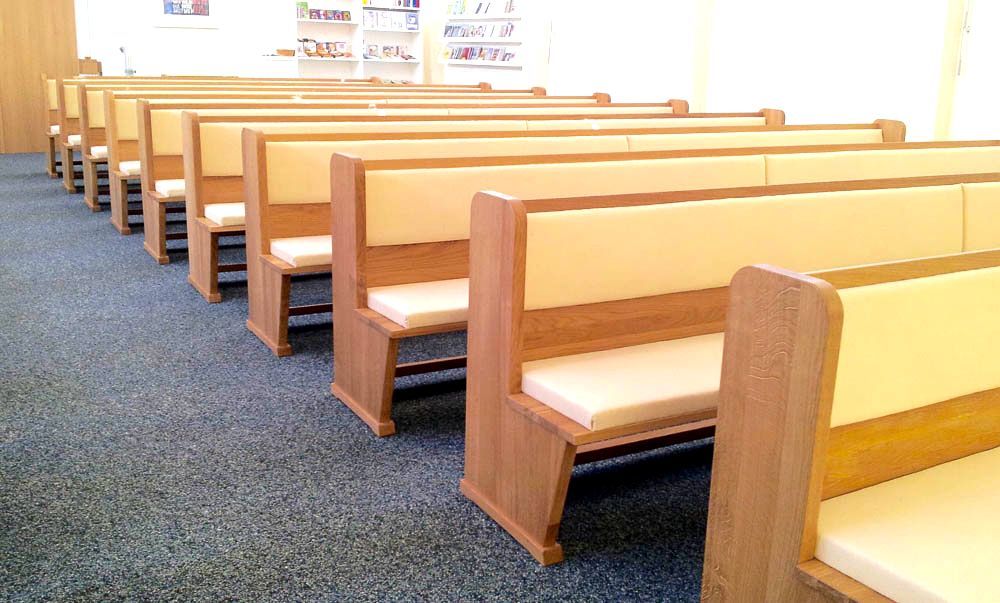 Schreinerei Meroth Wehr - Kirchenmöbel