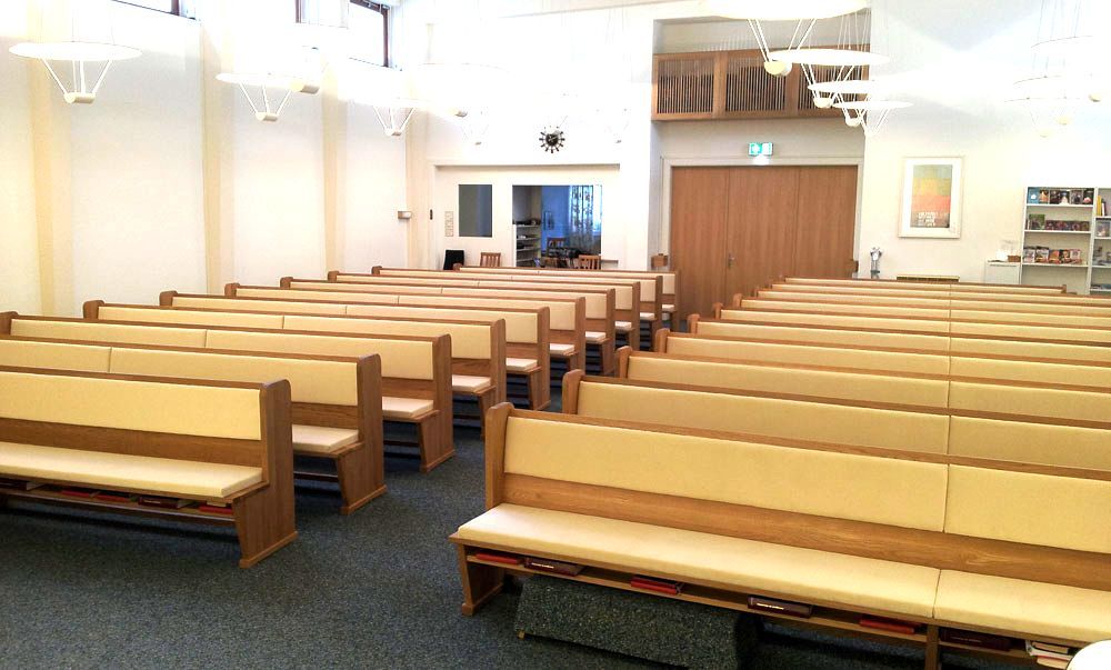 Schreinerei Meroth Wehr - Kirchenmöbel